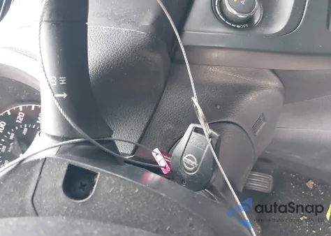 2017 Nissan Sentra S z USA, uszkodzony, nr VIN 3N1AB7AP6HY367024